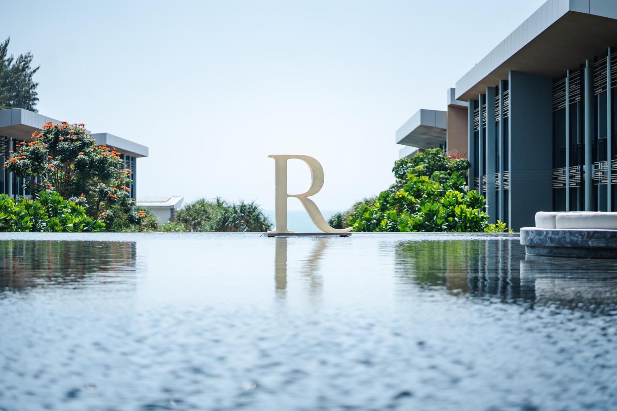 Renaissance Pattaya Resort & Spa Na Chom Thian Exterior foto