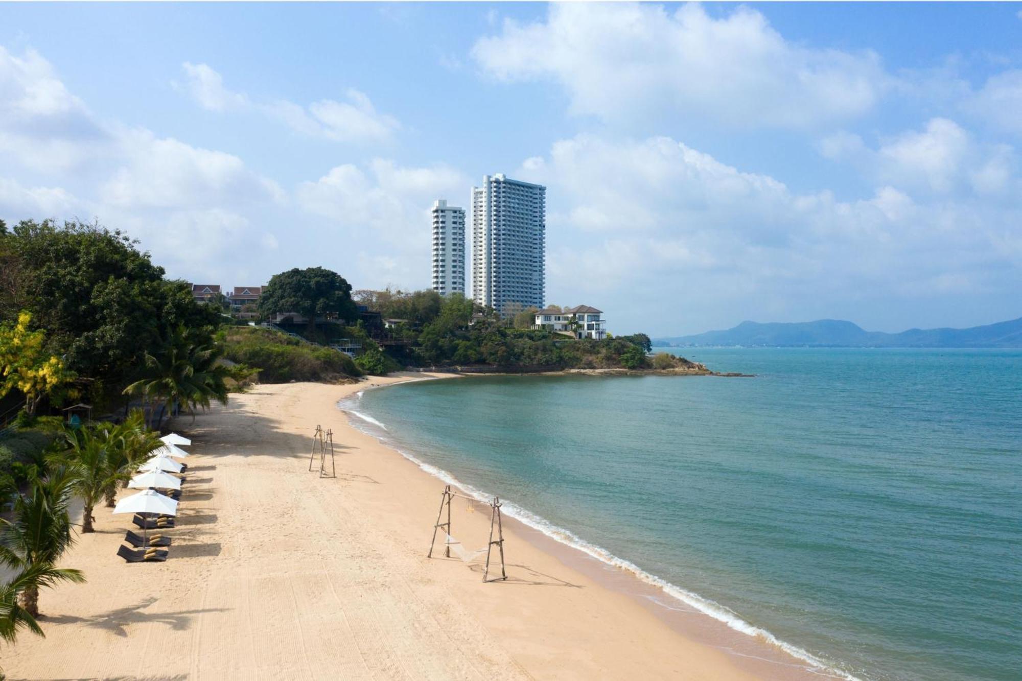Renaissance Pattaya Resort & Spa Na Chom Thian Exterior foto