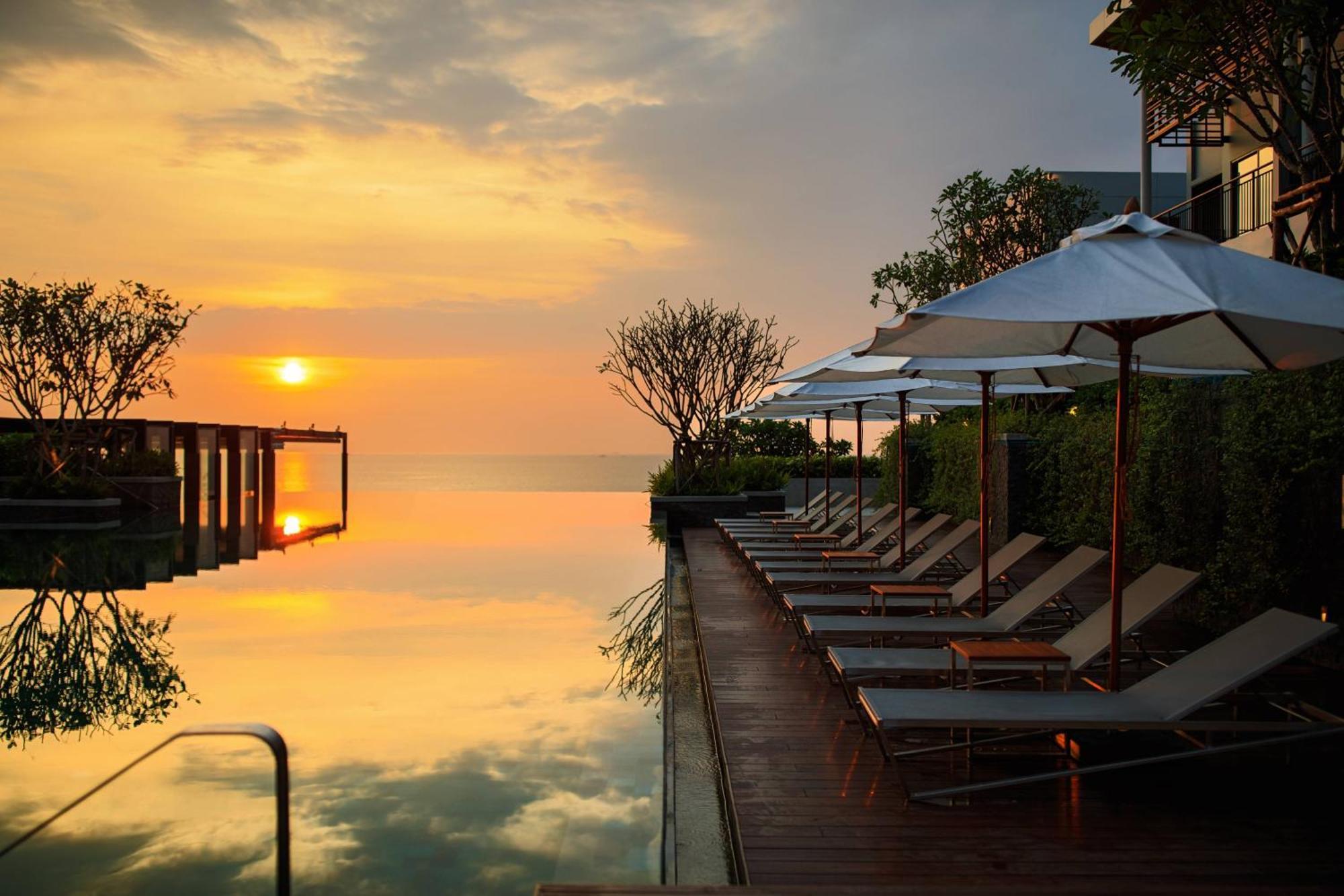 Renaissance Pattaya Resort & Spa Na Chom Thian Exterior foto