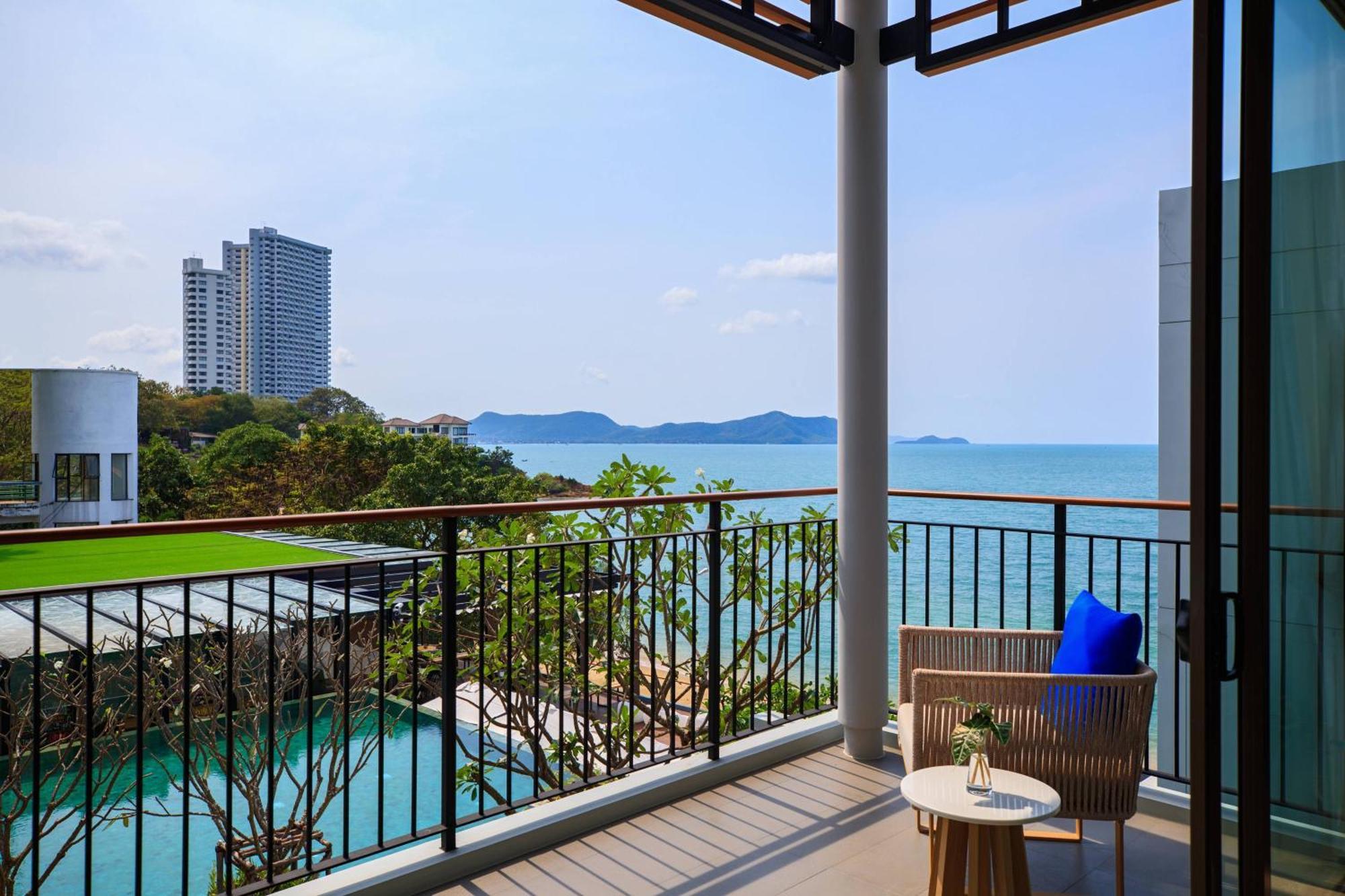 Renaissance Pattaya Resort & Spa Na Chom Thian Exterior foto