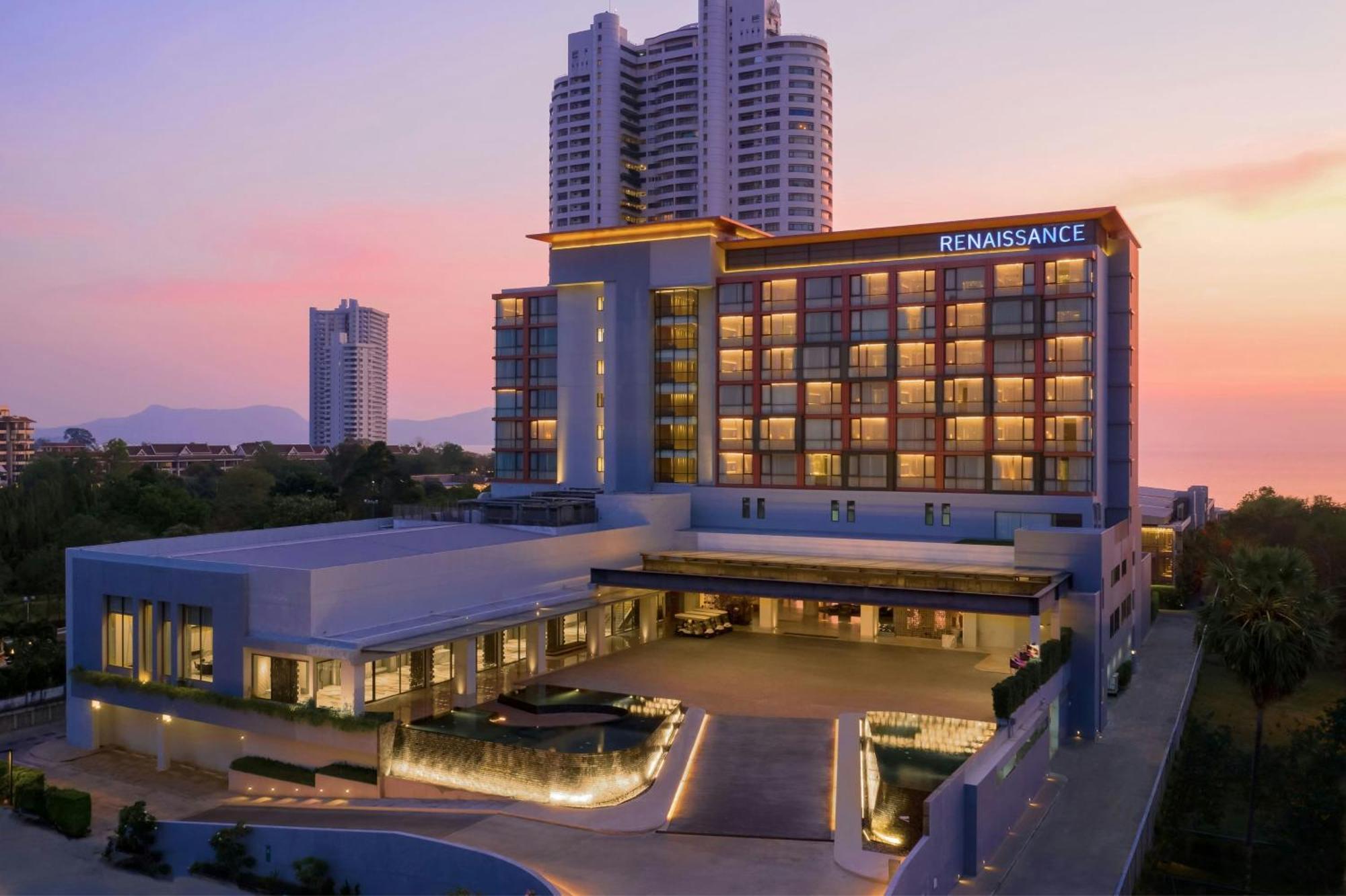 Renaissance Pattaya Resort & Spa Na Chom Thian Exterior foto